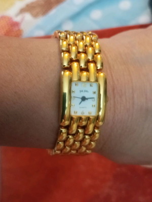 Folli Follie Gold Plated Watch like new, 23k 10 micron