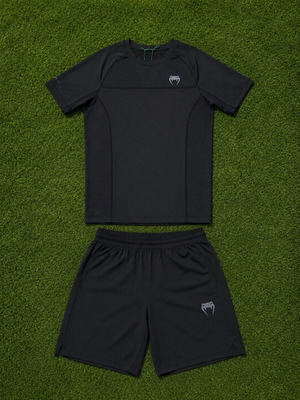 Venum G-Fit set like new, black, size S