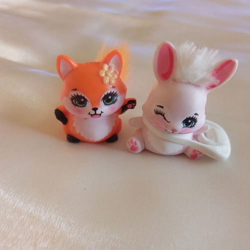 Enchantimals figures pack of two, like new