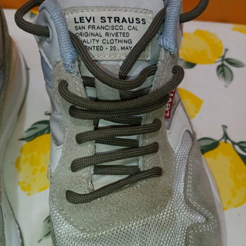 Levi's leather sneakers size 39 used, sport style, beige