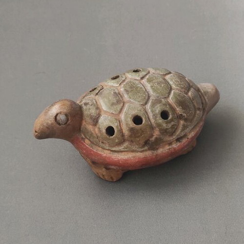Ceramic turtle ocarina used, vintage