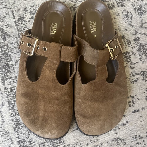 Zara leather slippers used, size 39, brown