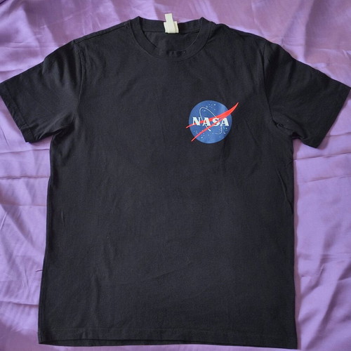 Nasa T-shirt H&M size M like new, black