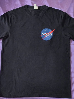Nasa T-shirt H&M size M like new, black
