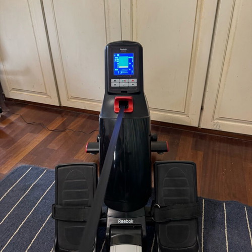 Reebok One rowing machine like new