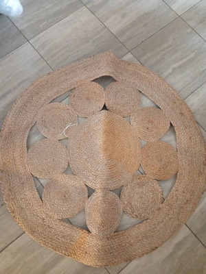 Boho straw round carpet 78x78, new