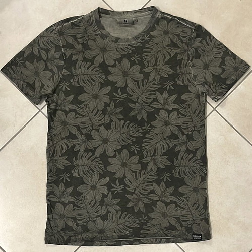 Garcia T-shirt with khaki floral and tropical leaf print, size M