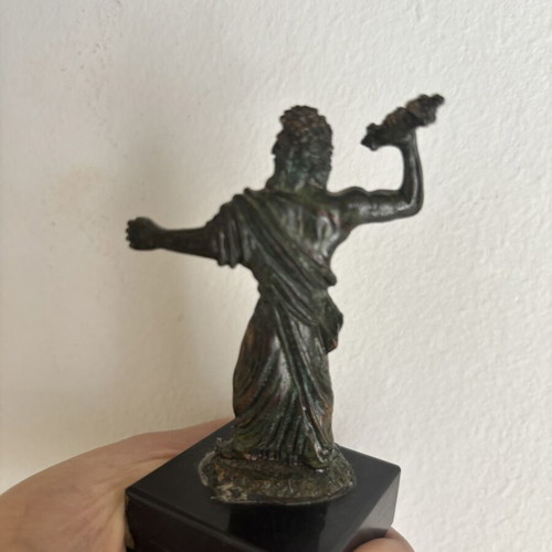 Zeus figurine like new, heavy metal with patina on black base