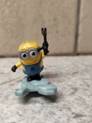 Minion figure like new