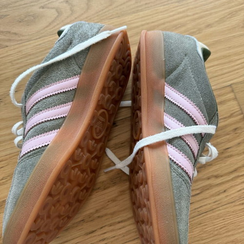 Gazelle Indoor Shoes Adidas σαν καινούργιο, πράσινα, 38.5