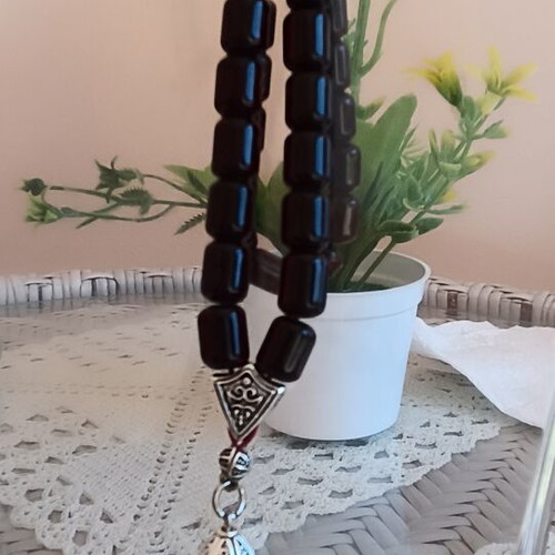Komboloi worry beads, 33 black cherry mastic beads