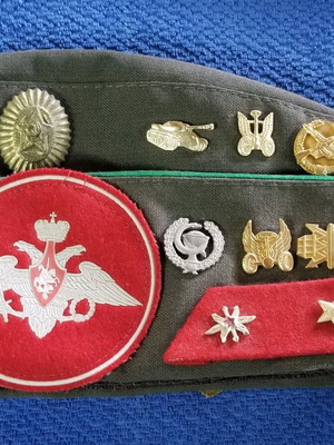 Στρατιωτικός μπερές με κονκάρδες μεταχειρισμένος