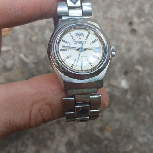 Orient 17 Jewels mechanical watch used, silver