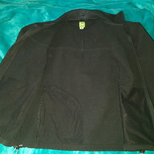 Men's softshell jacket L like new, black