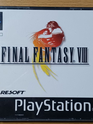 Final Fantasy VIII PlayStation PS1 game used, missing disc 1