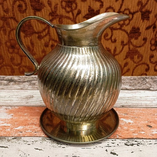 Silver-plated Art Deco jug used, brass with saucer