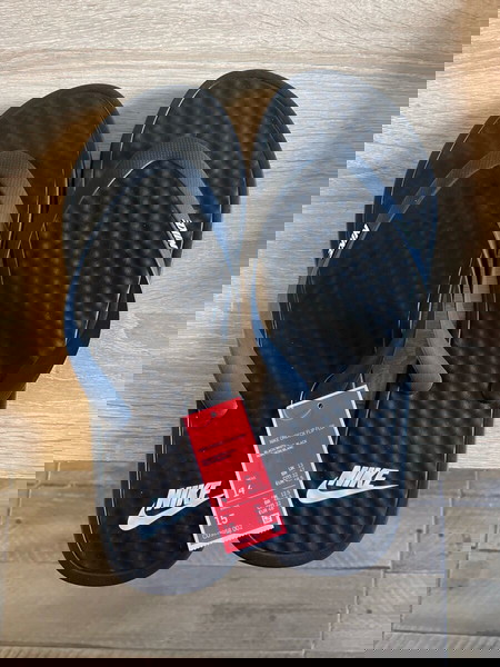 Nike Unisex σαγιονάρες μαύρο Νο 48,5