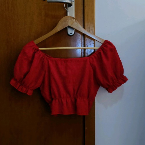 Shein red lettuce trim short sleeve crop top like new