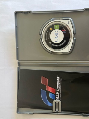 Gran Turismo παιχνίδι PSP σαν καινούργιο με εγχειρίδια
