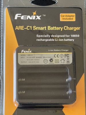Φορτιστής Fenix ARE-C1 για Μπαταρίες 18650 Καινούργιο