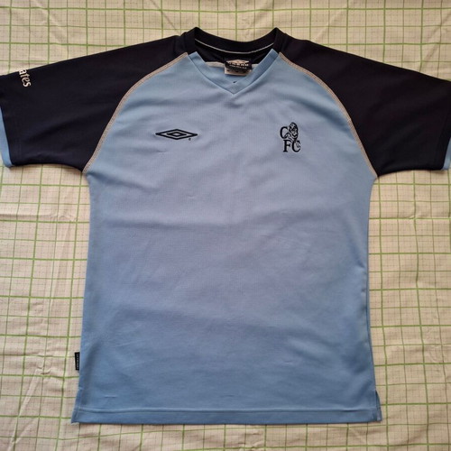 Chelsea Umbro Training Shirt 2002-03 size M good condition