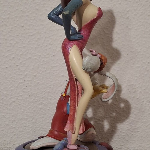 The Art of Disney Jessica & Roger Rabbit figure and jewelry box like new