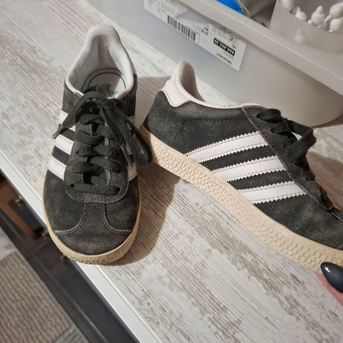 Adidas Gazelle sneakers like new, gray and white, size 28