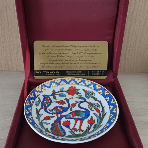 Porcelain decorative plate collectible like new, Kutaxya