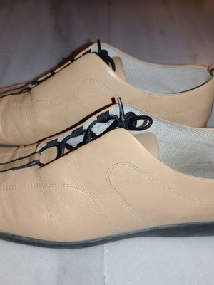 Bata shoes used, unisex, size 39, cream beige leather