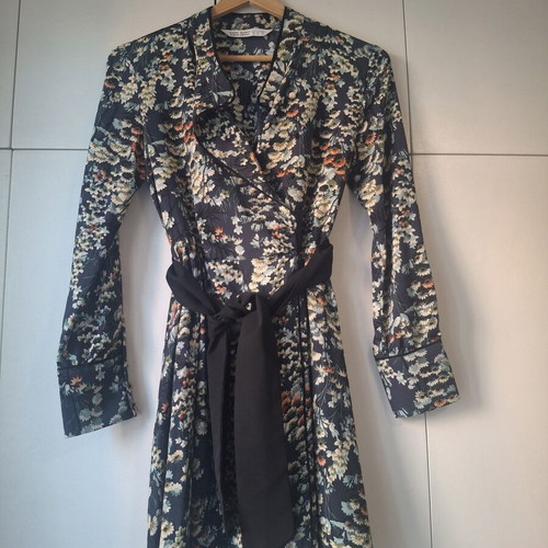 Zara Basic Floral Dress with Black Belt XS Like New