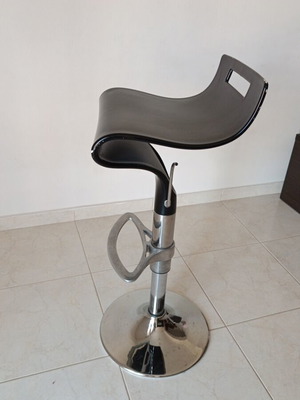 High bar chair