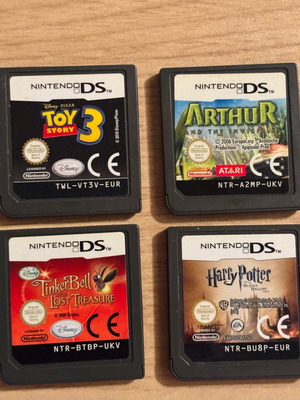 Nintendo DS games like new, pack of 4