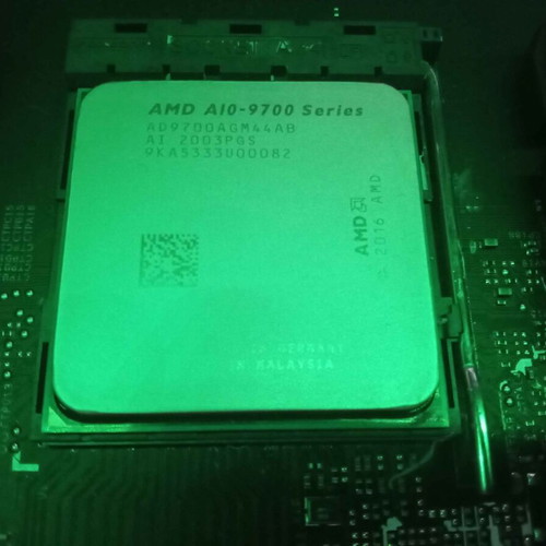 AM4 AMD A10 9700 CPU new