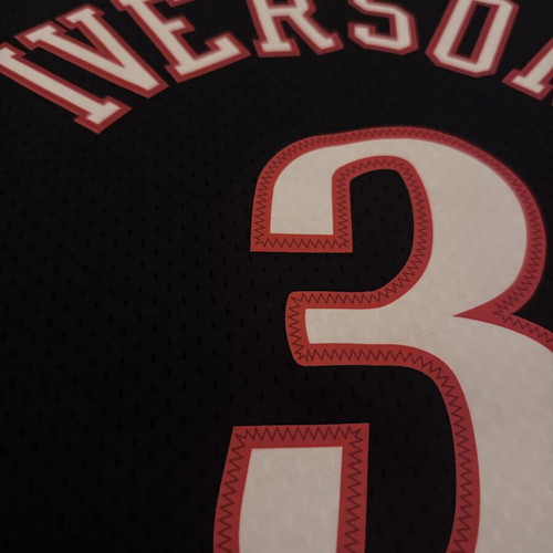 Mitchell & Ness Allen Iverson Philadelphia 76ers Jersey XL like new