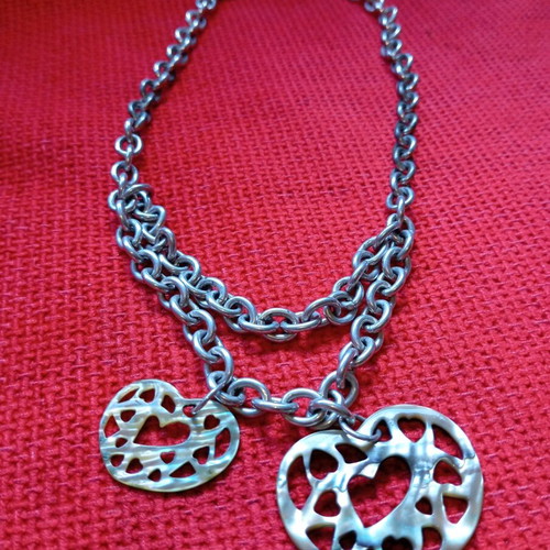 Necklace used with heart pendants
