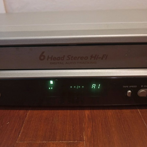 Funai 17A-600 VHS Video Player μεταχειρισμένο, με βλάβη για επισκευή ή ανταλλακτικά