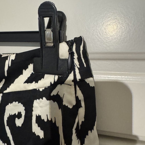 Mango patterned pants size L new, black and white