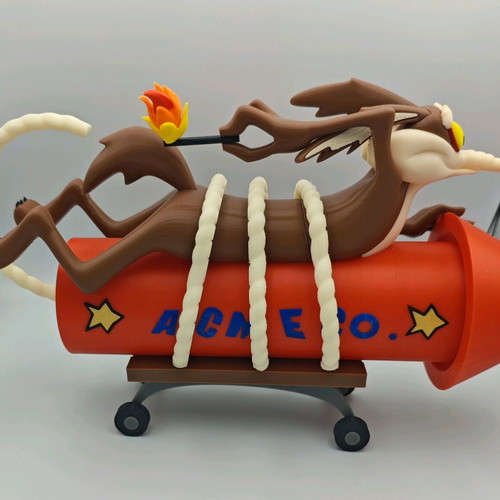Wile E. Coyote & Road Runner figures new from 3d printer