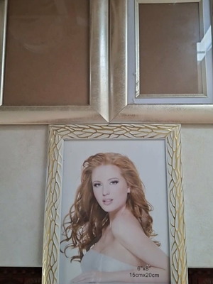 Frames pack of 3 like new