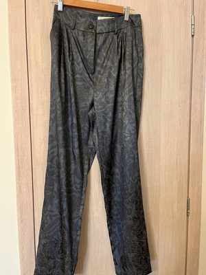 Moutaki pants new, small