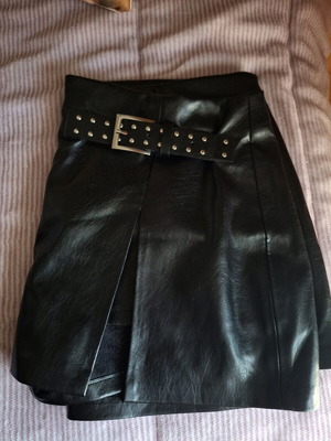 Bershka leather skirt black size XL like new