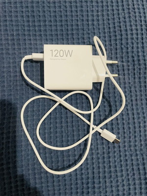 Xiaomi Charger 120W like new with USB cable