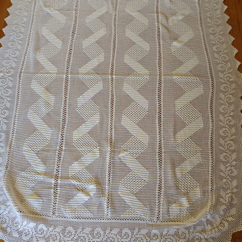 Handmade blanket 200x240 like new