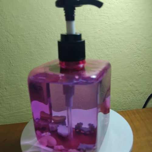 Handmade kawaii kids soap dispenser new, transparent gel