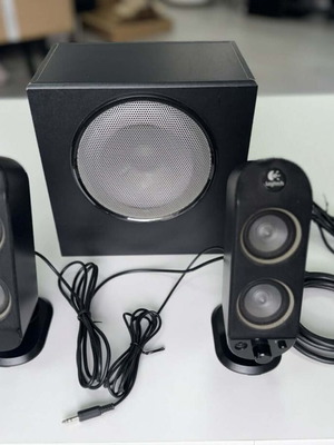 Logitech X-230 computer speakers 2+1 used with subwoofer