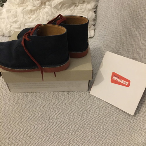 Μποτάκι Clarks για αγόρι μεταχειρισμένο, μέγεθος 28, μπλε