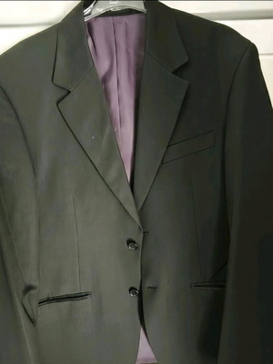 Danielle Alessandro jacket size 54 like new with purple lining