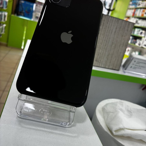 iPhone 11 black 128GB used in good condition