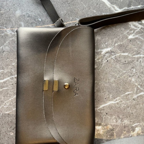 Zara shoulder bag like new, gray silver