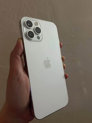 Iphone 12 Pro Max 128GB σαν καινούργιο με θήκη και καλώδιο φόρτισης